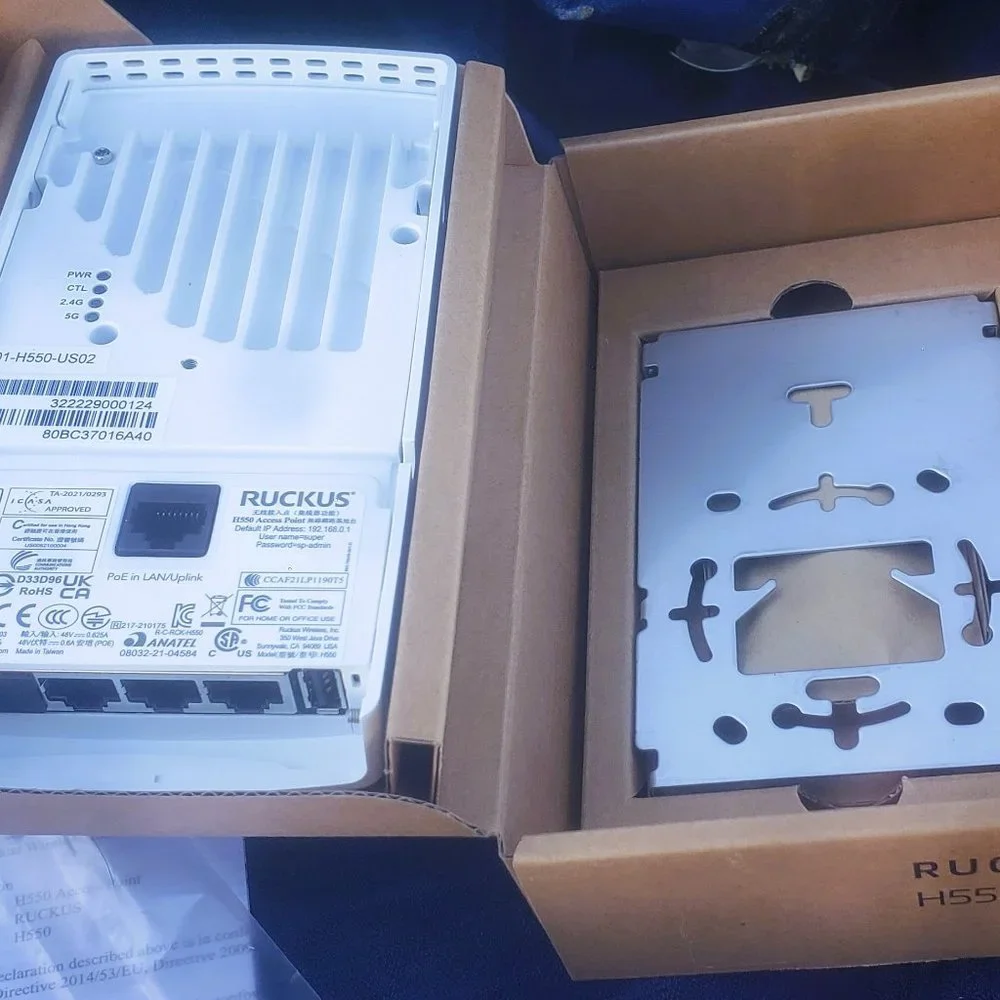 Ruckus Wireless Access Point - Picture 5 of 5